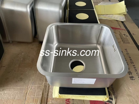 कैबिनेट के लिए स्थापित करने में आसान 40*40 सेमी वर्ग एकल कटोरा अंडरमाउंट सिंक